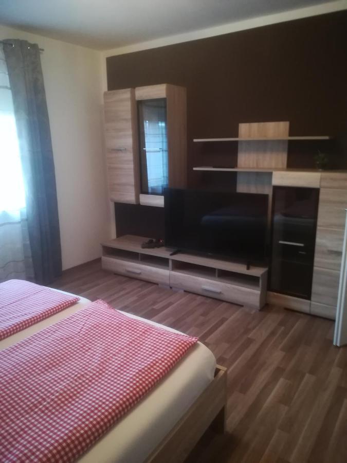 Zentral Gelegene, Sehr Ruhige Und Helle Wohnung Graz Dış mekan fotoğraf